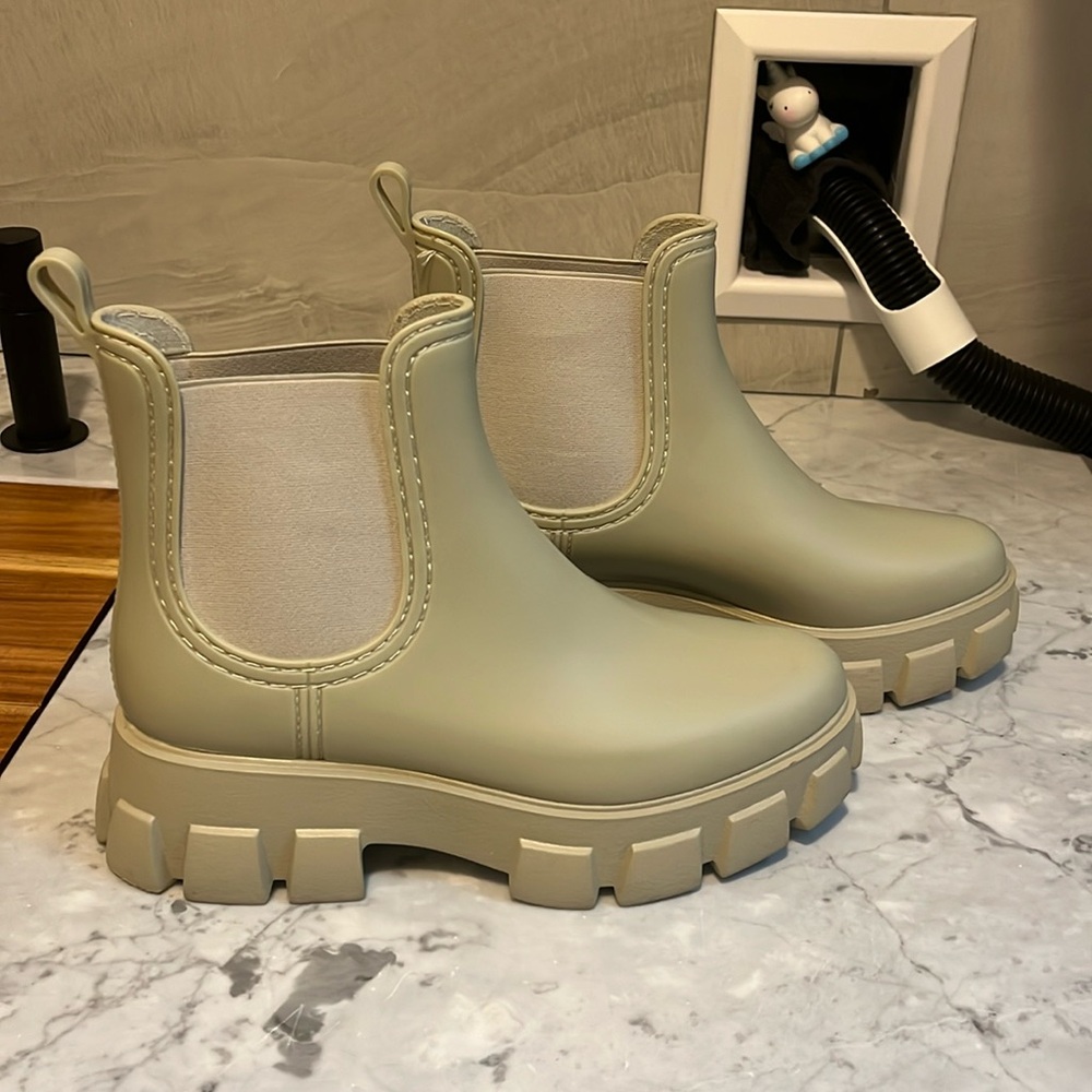 Jeffrey Campbell boots size 10